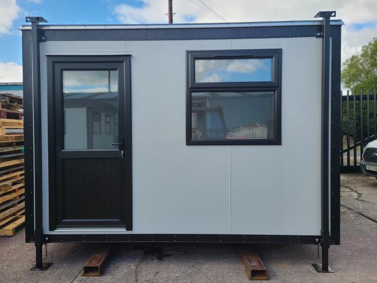 10ft Jackleg Office